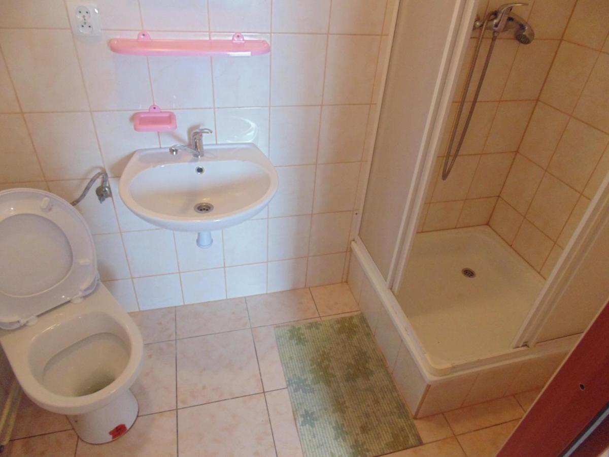 U Karola Apartman Ujście-Darłowskie Kültér fotó