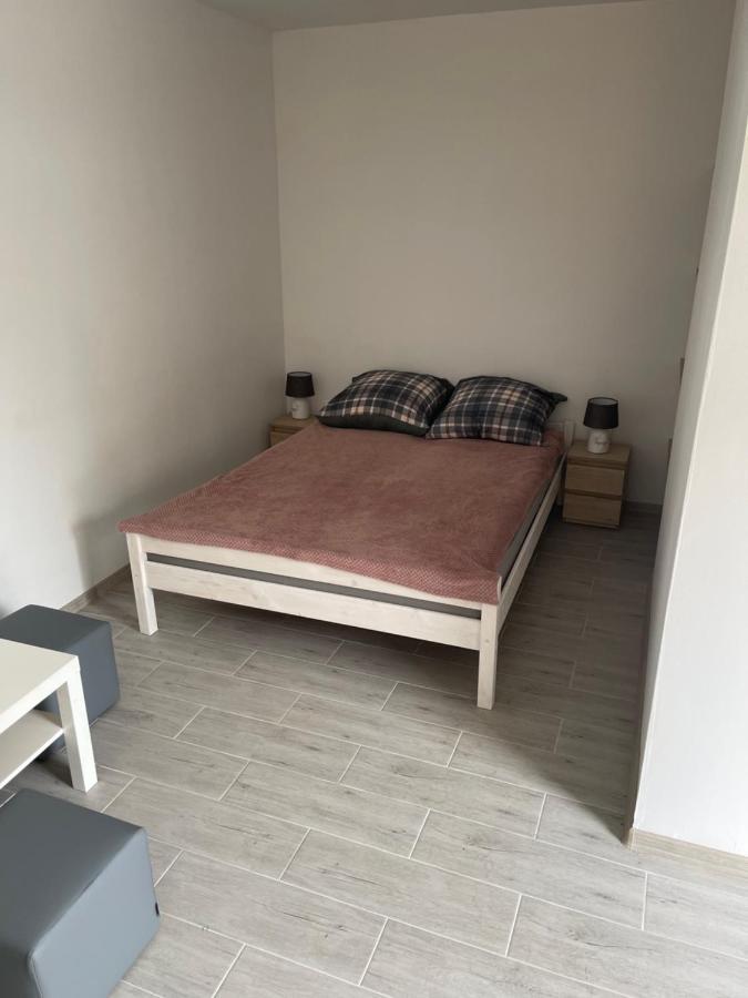U Karola Apartman Ujście-Darłowskie Kültér fotó
