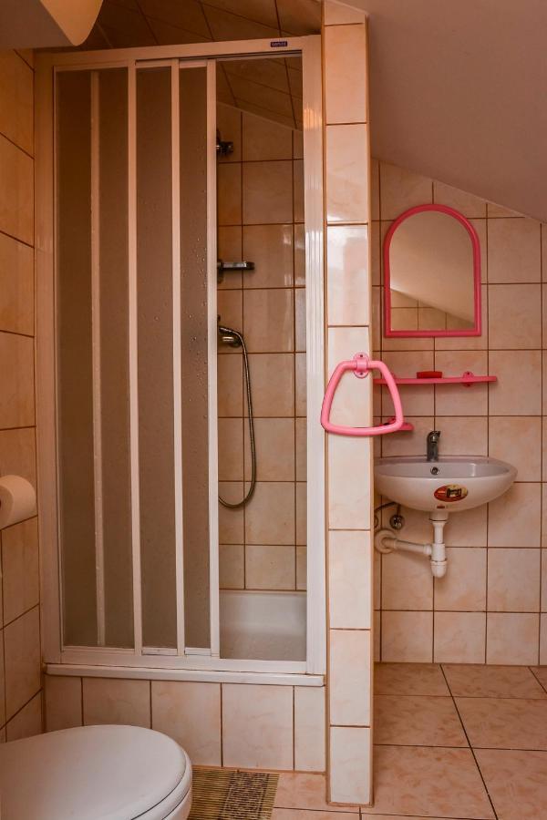 U Karola Apartman Ujście-Darłowskie Kültér fotó